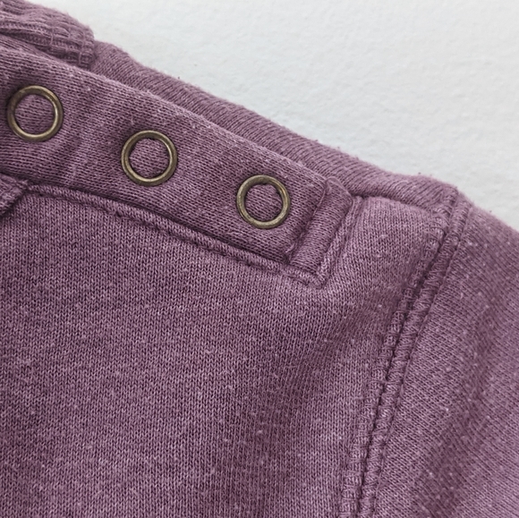 Beaver Canoe Canada Purple Sweatshirt size 2T Omer Stringer Roots - Picture 3 of 6